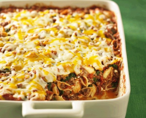 BEEF AND PASTA FLORENTINE BAKE