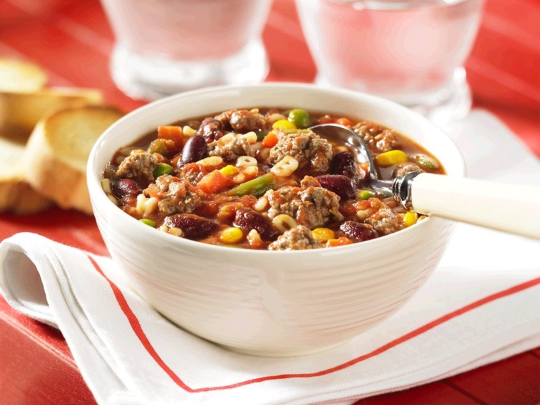 Hearty Beef Minestrone Soup