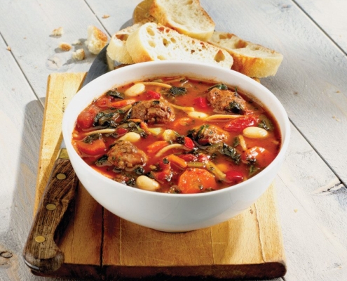 Canadian-Beef-Minestrone-with-Mucho-Meatballs