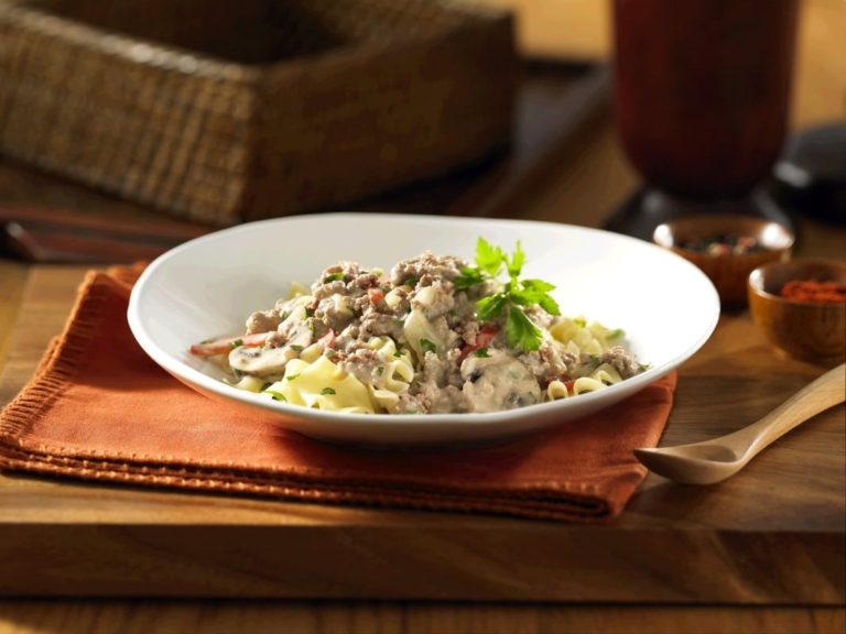 Simple Skillet Ground Beef Stroganoff