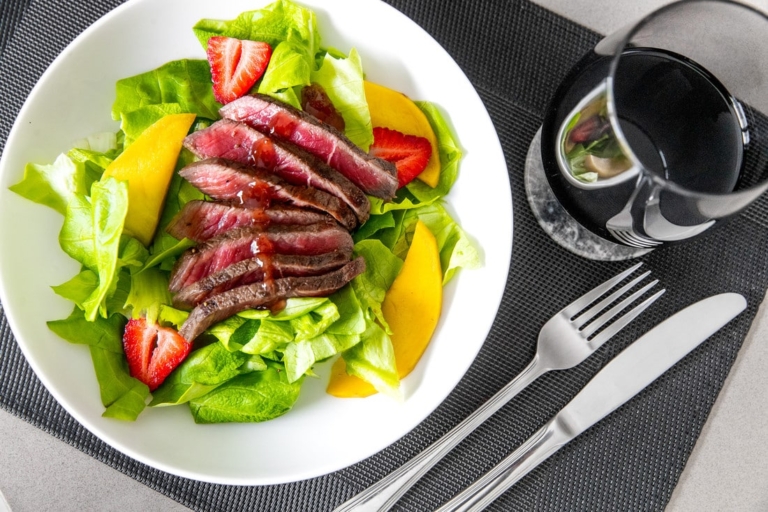 Summer Beef and Berry Salad