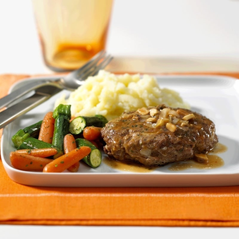 Salisbury Steak with Mushroom Wine Sauce
