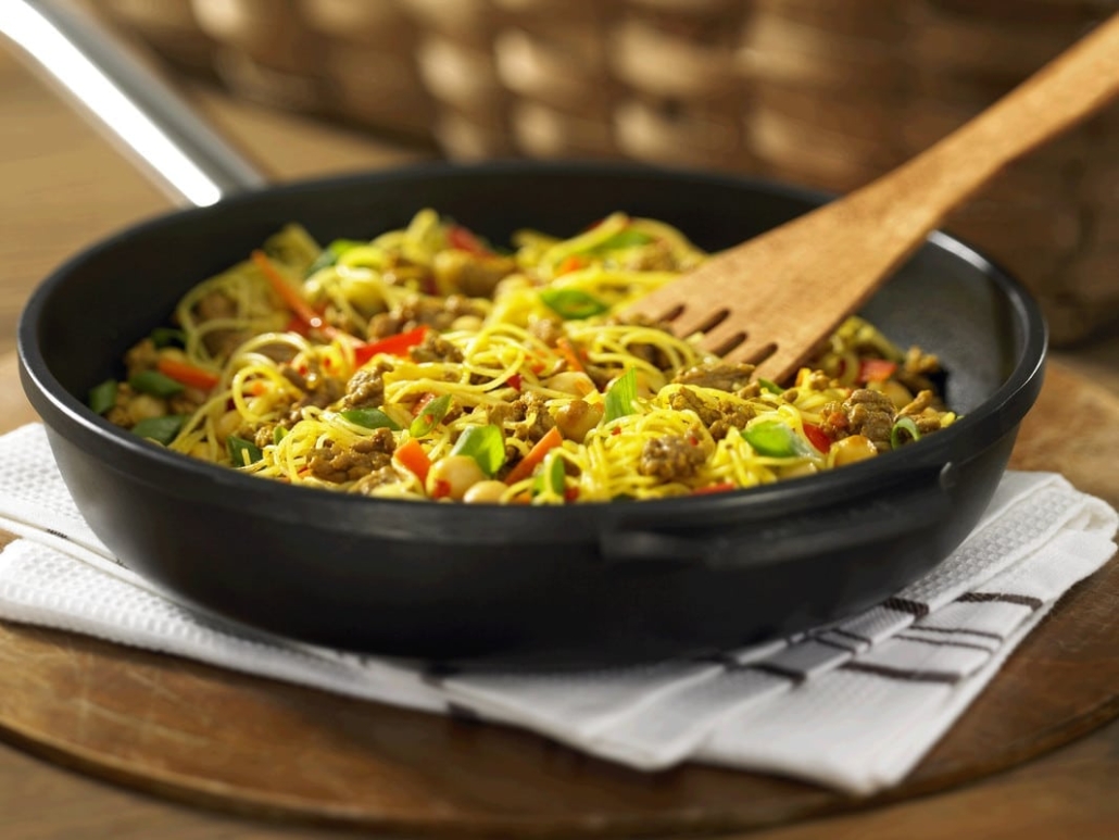 Singapore Noodles with Beef and Chick Peas