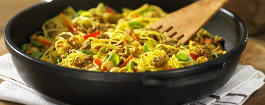 Singapore Noodles with Beef and Chick Peas