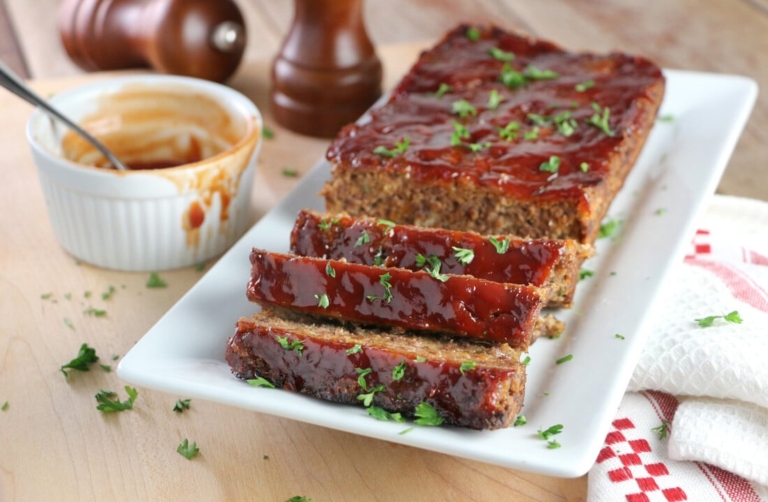 Classic Meat Loaf with Tomato Glaze